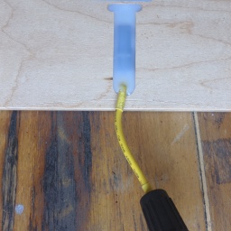 The curve marked on the footpad.